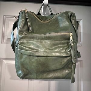 Modern+Chic Brielle green backpack